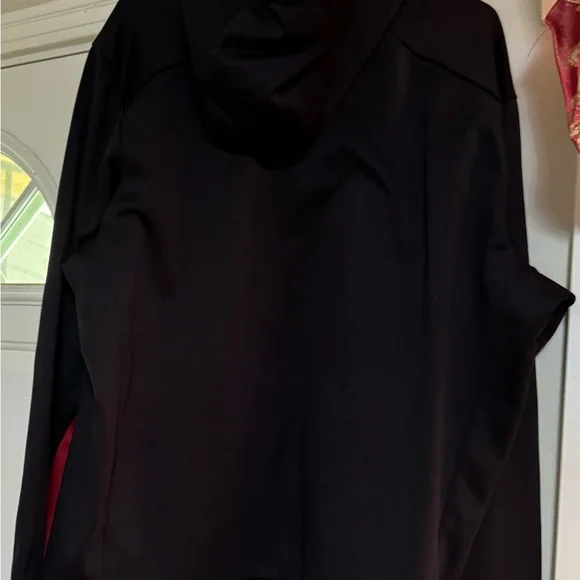 Nike Therma-Fit Black and Red Hoodie - Picture 3 of 4